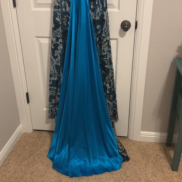Tiffany Designs Prom Dress - Picture 9 of 12
